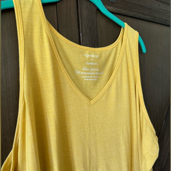 TORRID✨Golden Yellow V Neck Tank - Picture 2 of 4
